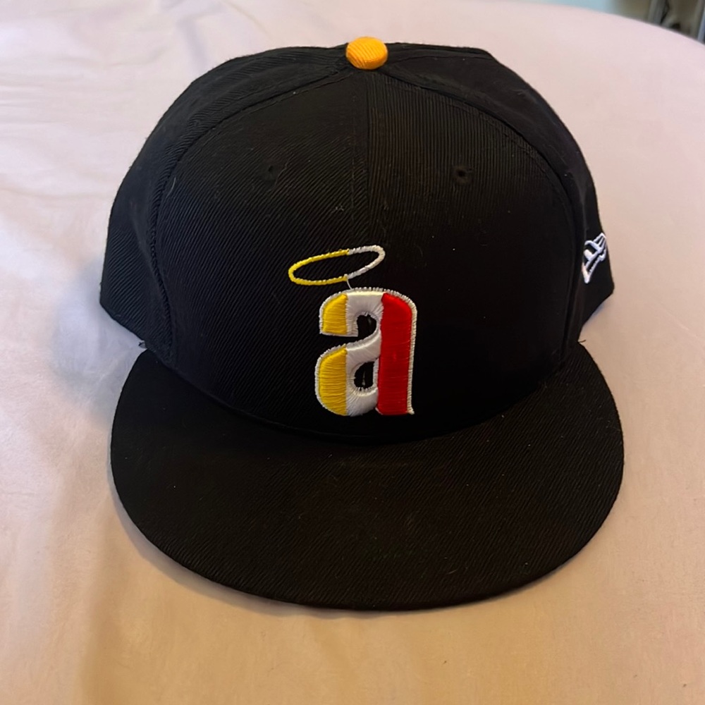 Angels hat
